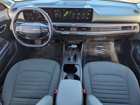 Certified 2025 Kia K4 EX image 12