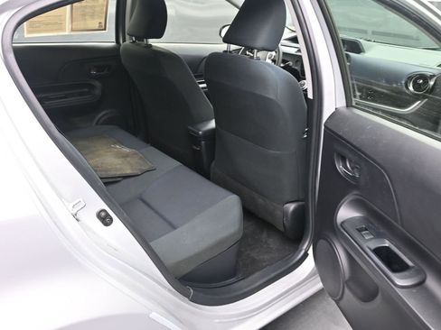 Used 2015 Toyota Prius C Four image 13