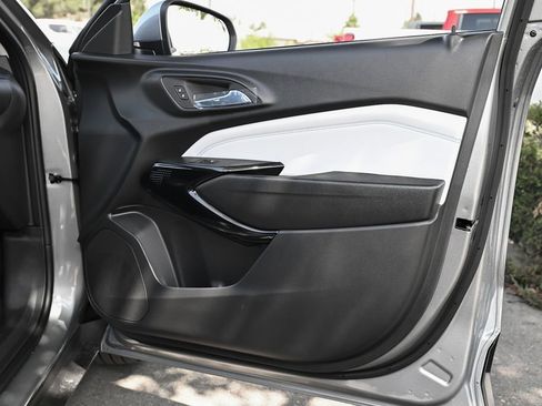 New 2026 Chevrolet Trax LT w/ LPO, Blackout Package image 35