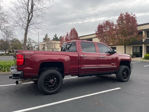 Used 2015 Chevrolet Silverado 2500 LTZ w/ Duramax Plus Package image 4