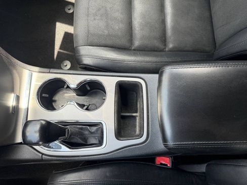 Used 2020 Jeep Grand Cherokee Altitude RWD image 19