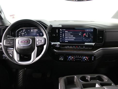Used 2024 GMC Sierra 1500 Elevation image 29