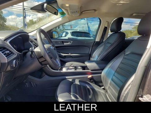 Used 2019 Ford Edge SEL w/ Equipment Group 201A image 2