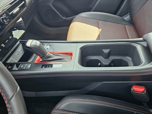 Certified 2025 Nissan Kicks SR AWD/4WD image 32