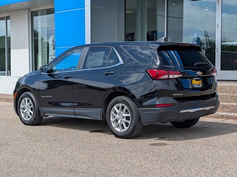 Used 2023 Chevrolet Equinox LT FWD image 4