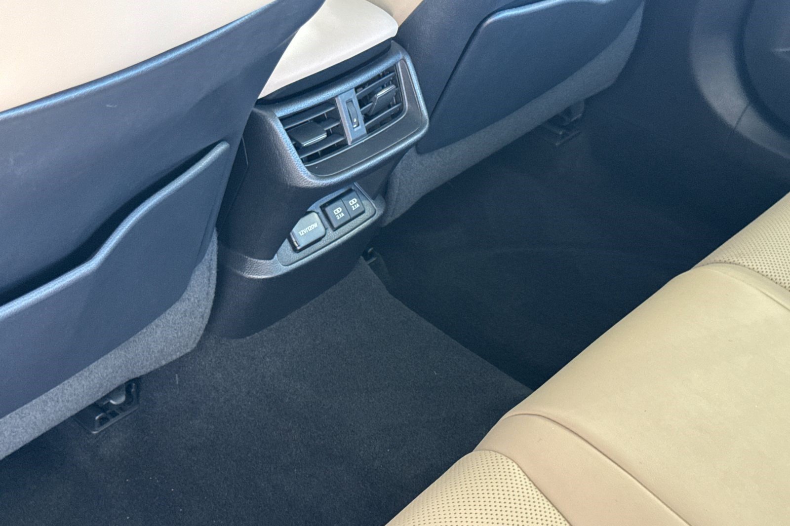 Used 2019 Lexus ES 350 w/ Premium Package FWD image 16