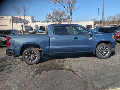 Certified 2024 Chevrolet Silverado 1500 LT image 10