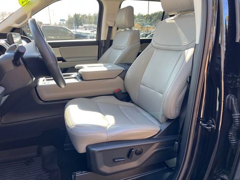 Used 2025 Ford Expedition Max Active image 15