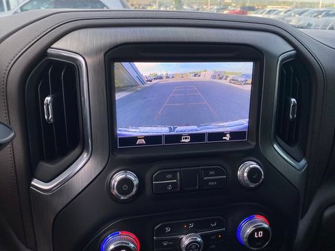 Used 2021 GMC Sierra 1500 Denali w/ Denali Premium Package AWD/4WD image 15