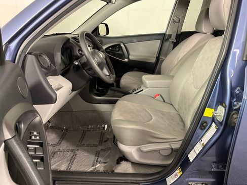 Used 2012 Toyota RAV4 4WD w/ Value Pkg image 11