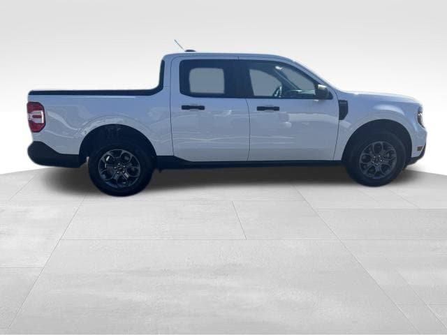 Used 2026 Ford Maverick XLT AWD/4WD image 2