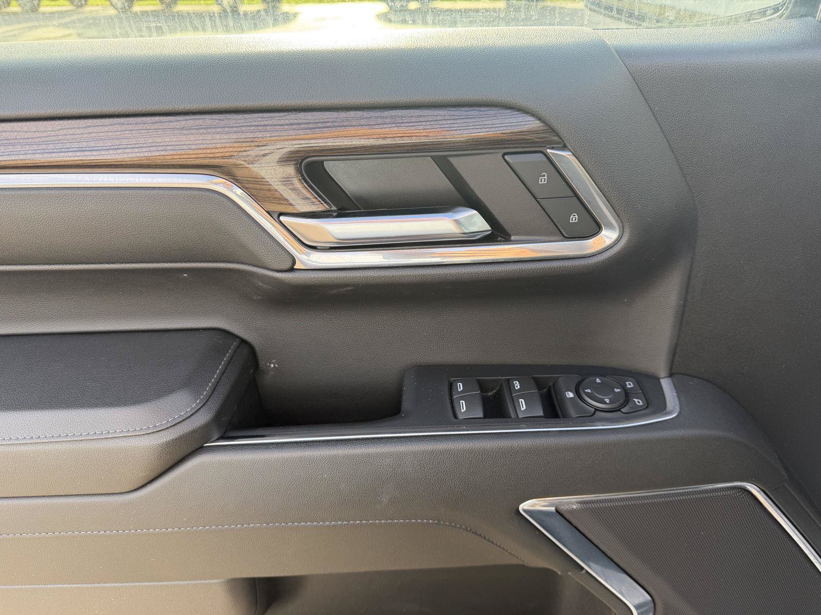 Used 2024 Chevrolet Silverado 1500 LT AWD/4WD image 13