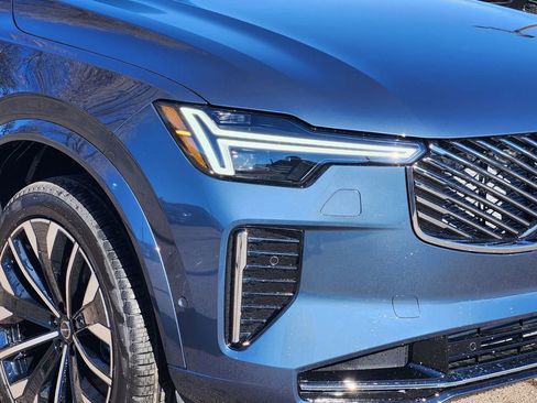 New 2026 Volvo XC90 T8 Ultra w/ Protection Package Premier image 27