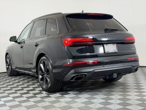 Used 2026 Audi Q7 3.0T Premium Plus w/ Premium Plus Package AWD/4WD image 3