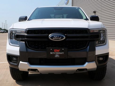 Certified 2024 Ford Ranger XLT w/ FX4 Off-Road Package AWD/4WD image 4