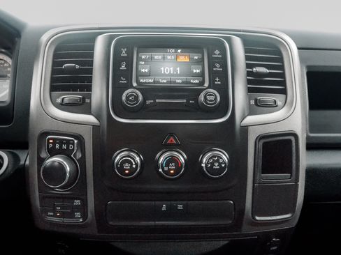 Used 2015 RAM 1500 Express image 11