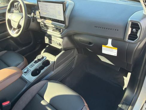New 2025 Ford Bronco Sport Outer Banks AWD/4WD image 13