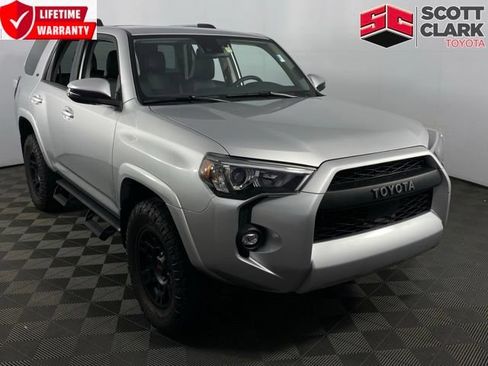 Used 2022 Toyota 4Runner SR5 Premium w/ Moonroof Package AWD/4WD image 1