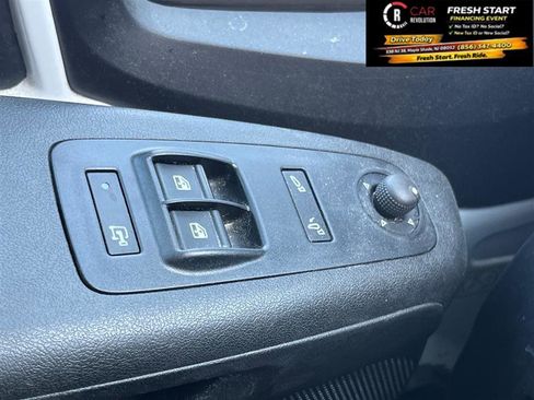Used 2024 RAM ProMaster 2500 w/ Convenience Group image 27
