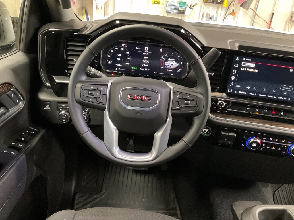 Used 2026 GMC Sierra 1500 Elevation AWD/4WD image 17
