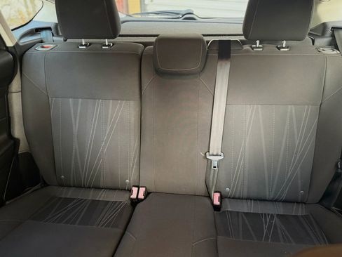 Used 2015 Ford Focus SE w/ SE Sport Package image 8