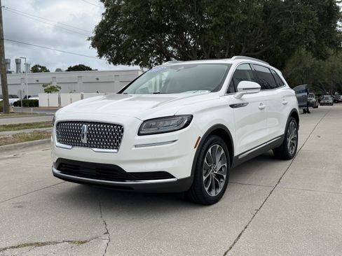Used 2023 Lincoln Nautilus Reserve FWD image 7