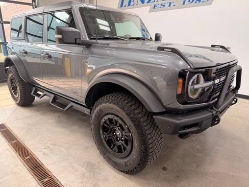 Used 2024 Ford Bronco Wildtrak AWD/4WD image 2