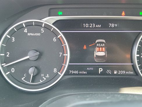 Used 2025 Nissan Rogue S image 21