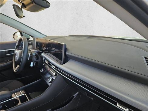 Used 2025 Hyundai Sonata SEL image 22
