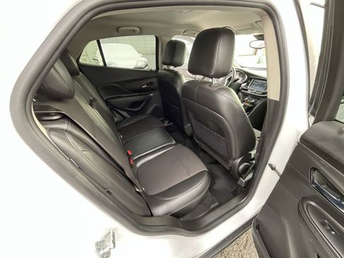 Used 2019 Buick Encore Preferred image 27