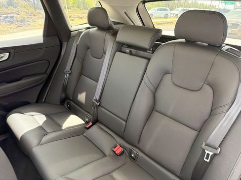Used 2025 Volvo XC60 B5 Plus AWD/4WD image 22