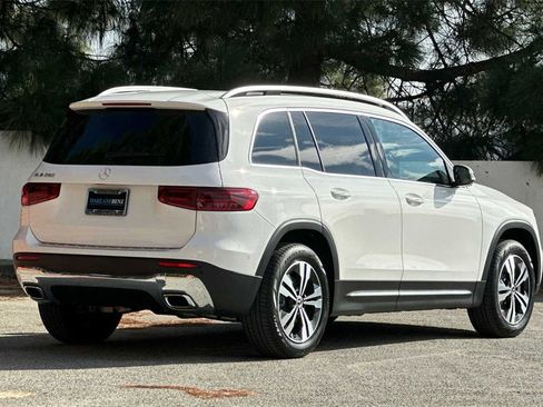 Certified 2026 Mercedes-Benz GLB 250 GLB 250 image 4