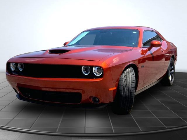 Used 2023 Dodge Challenger R/T w/ Plus Package RWD image 4