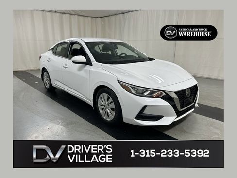 Used 2020 Nissan Sentra S image 1