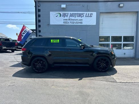 Used 2019 Jeep Grand Cherokee High Altitude AWD/4WD image 2