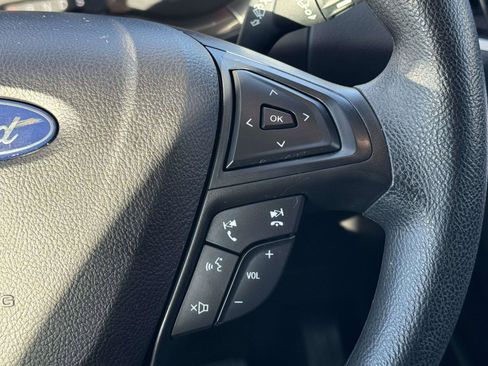 Used 2022 Ford Edge SE image 20