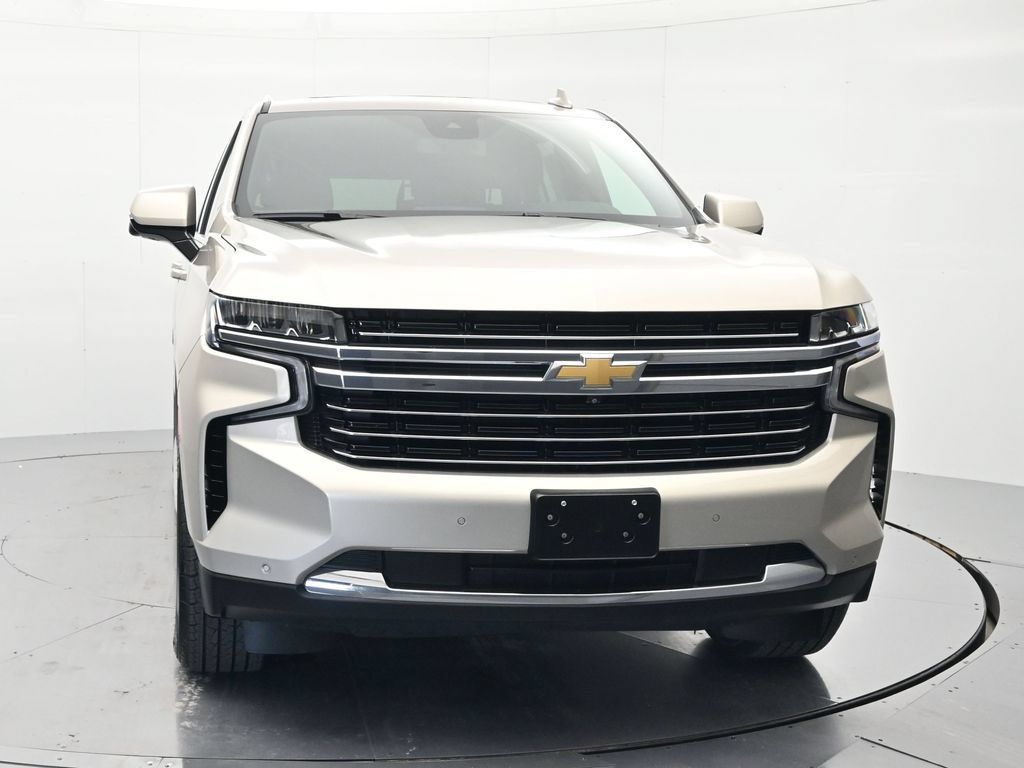 Certified 2024 Chevrolet Suburban LT w/ LT Signature Plus Package AWD/4WD image 2
