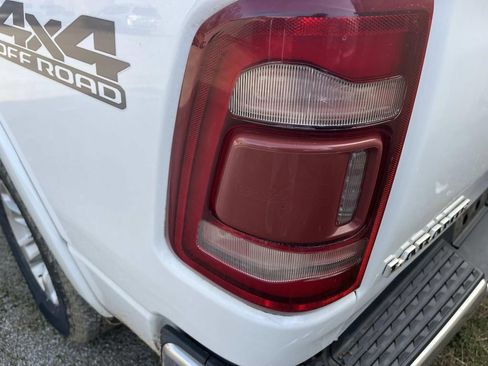 Used 2020 RAM 1500 Laramie w/ Off Road Group image 10