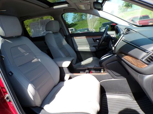 Used 2022 Honda CR-V Touring image 15