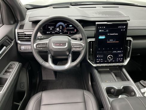 Used 2026 GMC Acadia Elevation w/ Elevation Premium Package AWD/4WD image 15