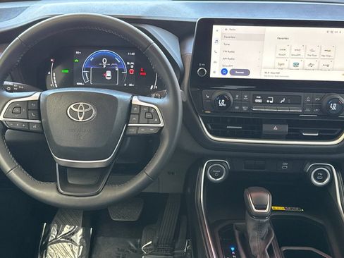 Certified 2026 Toyota Grand Highlander AWD Hybrid image 20