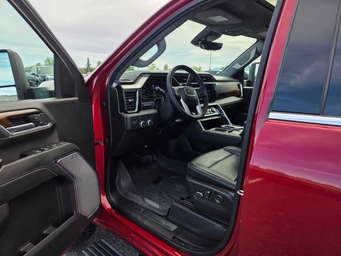 Certified 2024 GMC Sierra 2500 Denali w/ Denali Reserve Package AWD/4WD image 19