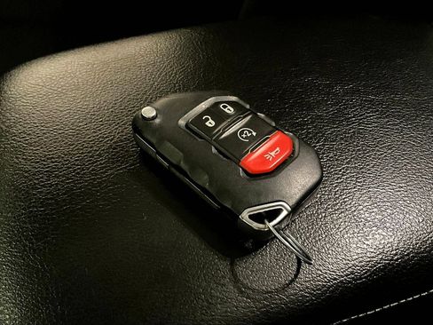 Used 2023 Jeep Wrangler Unlimited w/ Cold Weather Group AWD/4WD image 35