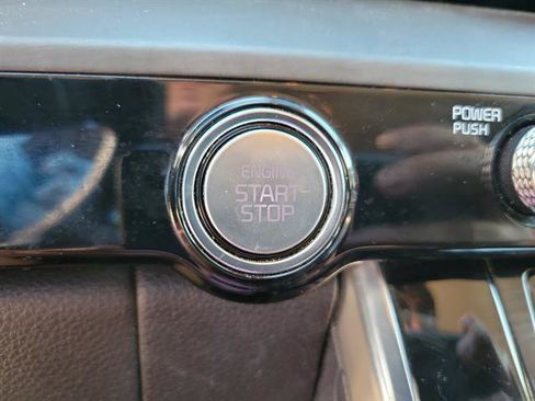 Used 2022 Kia Carnival SX FWD image 17