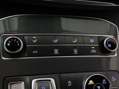 Used 2023 Hyundai Santa Fe SE image 44