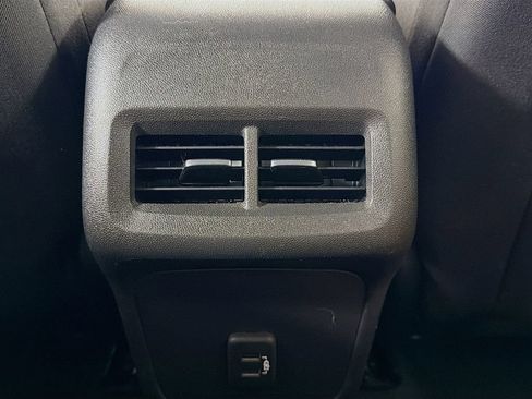 Used 2021 Chevrolet Equinox LT AWD/4WD image 26