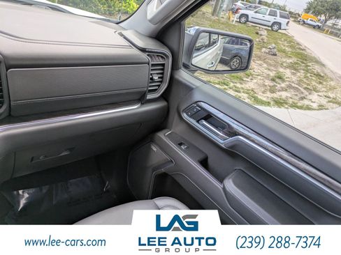 Used 2025 Chevrolet Silverado 1500 LTZ AWD/4WD image 14