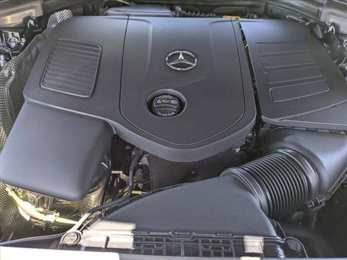 New 2026 Mercedes-Benz GLC 300 image 16