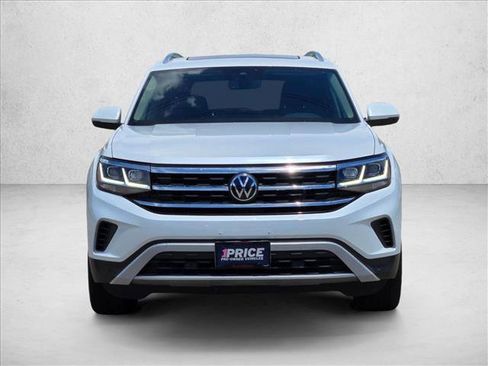 Used 2023 Volkswagen Atlas SEL AWD/4WD image 2
