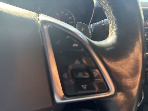 Used 2021 Chevrolet Camaro LT image 14